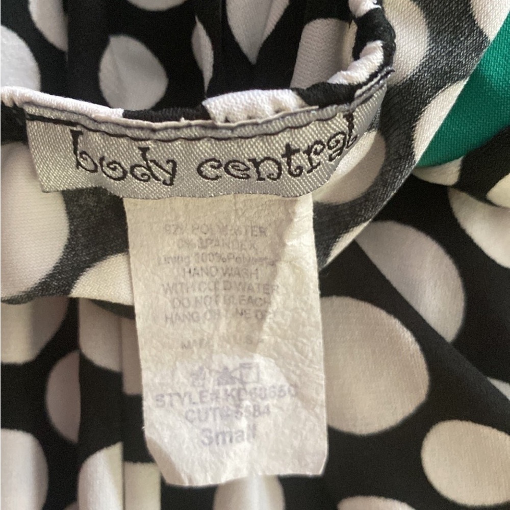 Body central halter dress size small black & green with white polka dots - Picture 5 of 5